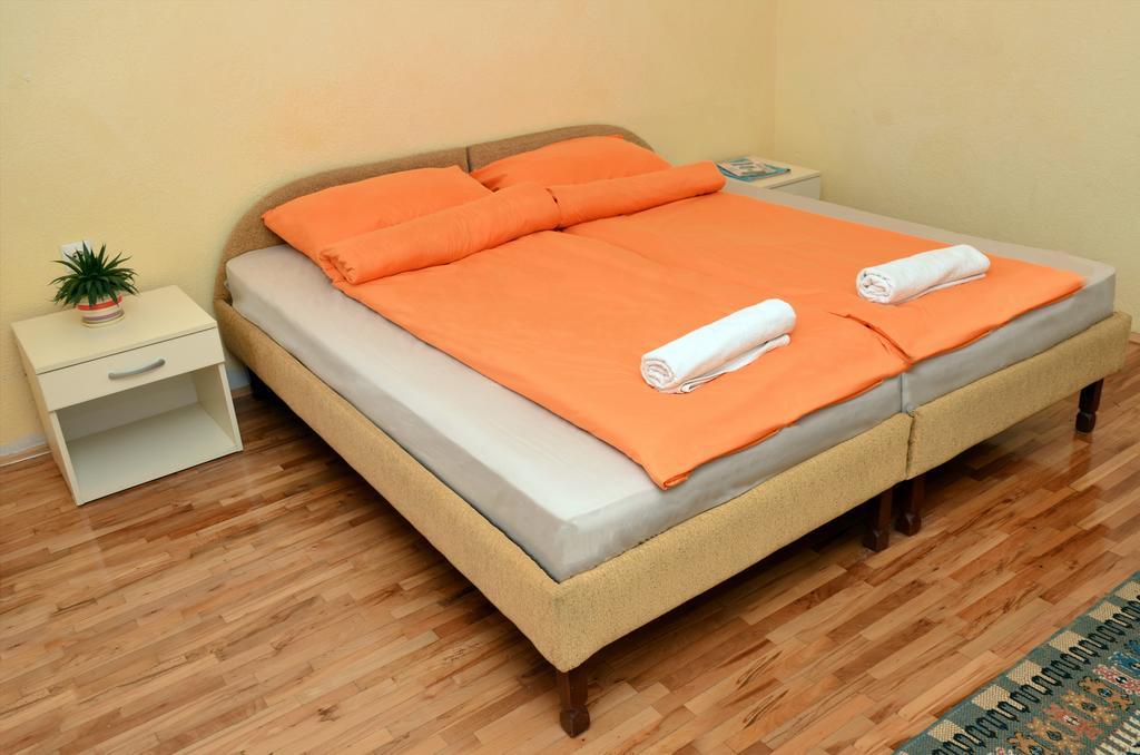 Apartments Villa Saray Охрид Екстер'єр фото