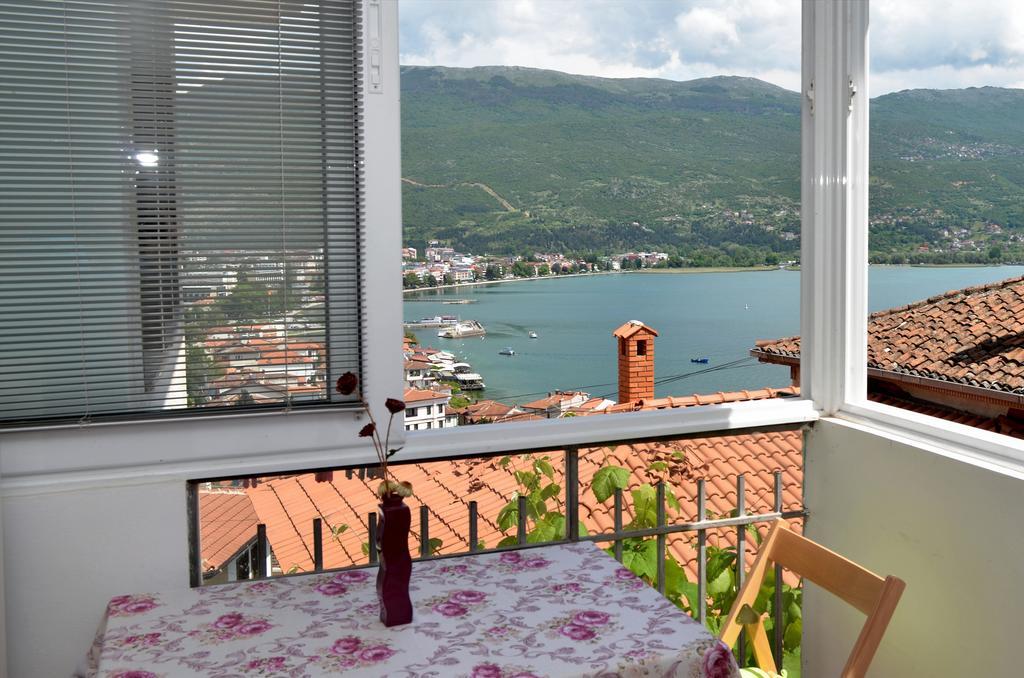 Apartments Villa Saray Охрид Екстер'єр фото